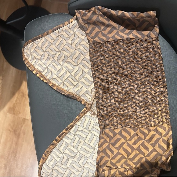 #1 - Picture 4 of 11